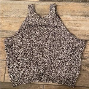 Women’s knit crop top